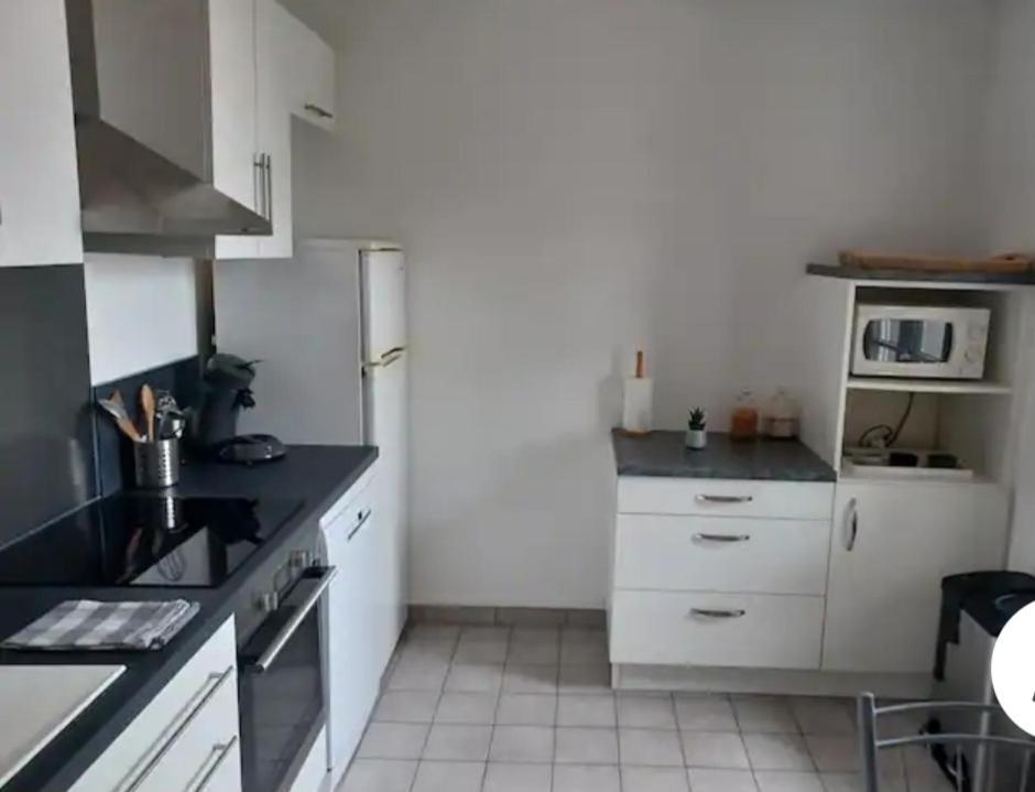 Maison Chaleureuse Avec Terrasse Et Vue Baie Avranches Exterior foto